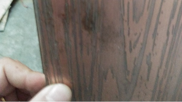 為什么剛安裝不久的彩色不銹鋼門會褪色？這就是原因！